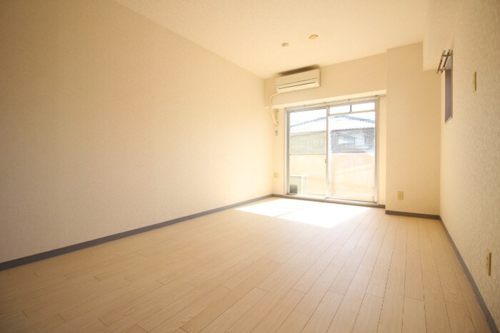 物件内観写真19　(居室)