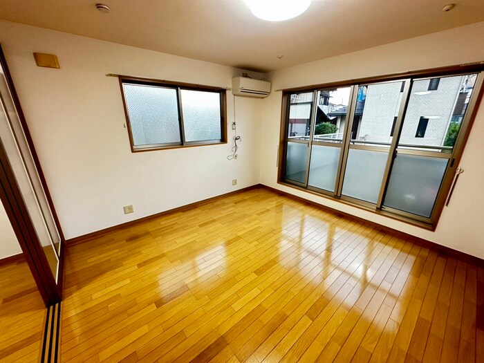 物件内観写真7　(居室)