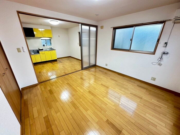 物件内観写真8　(居室)