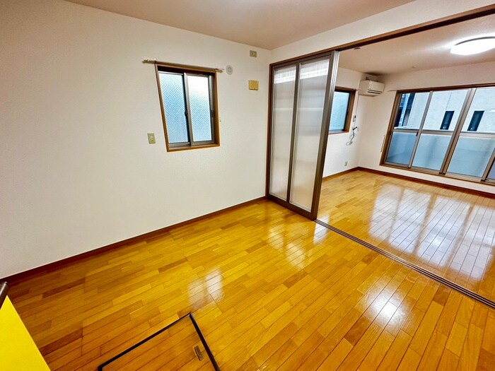 物件内観写真10　(居室)