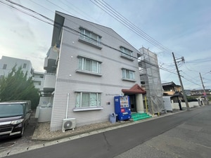 ロイヤルヒルズ富沢Ⅱ外観写真