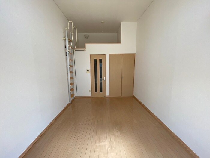 物件内観写真10　(居室)