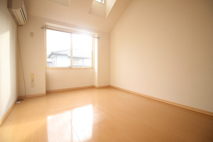 物件内観写真19　(居室)