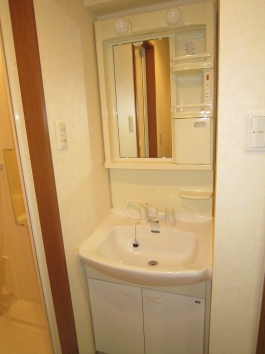物件内観写真10　(洗面)