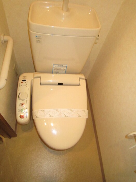 物件内観写真12　(トイレ)