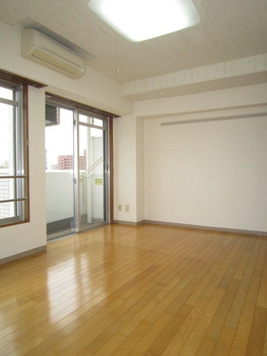 物件内観写真13　(居室)