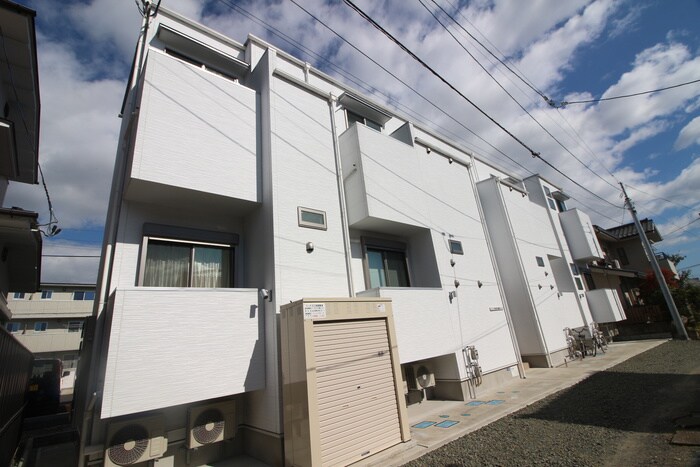 物件外観写真4　(外観写真)