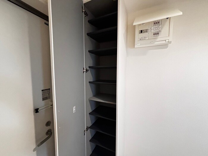 物件内観写真19　(靴箱)