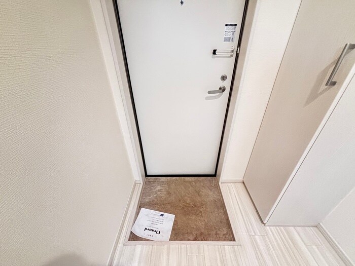 物件内観写真21　(玄関)