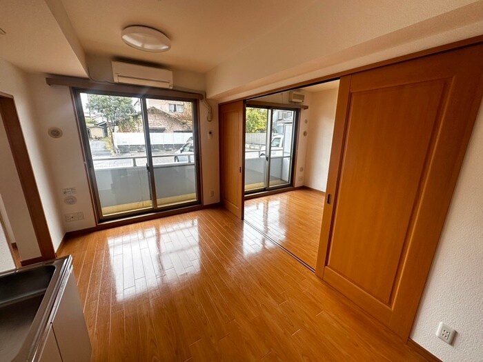 物件内観写真17　(居室)