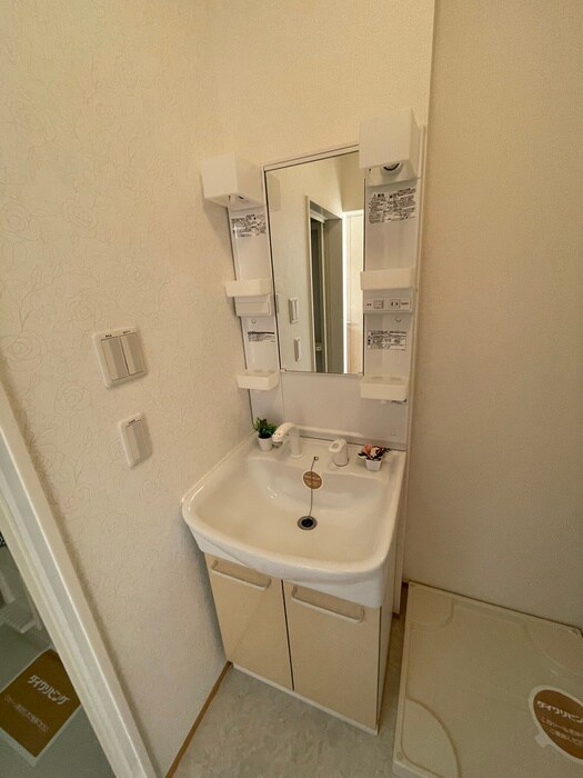 物件内観写真15　(洗面)