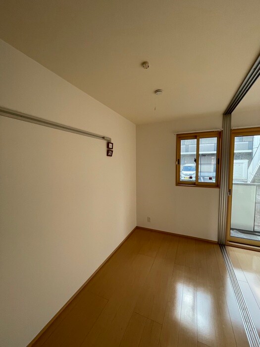 物件内観写真22　(居室)