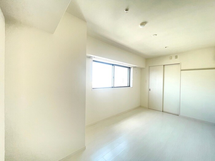 物件内観写真10　(居室)