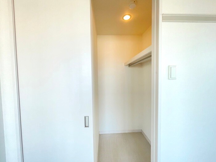 物件内観写真11　(収納)
