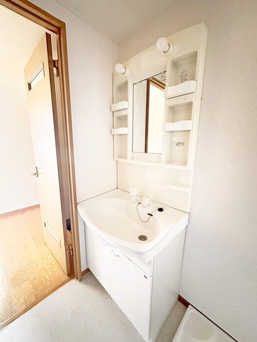 物件内観写真10　(洗面)