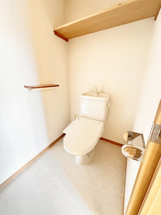 物件内観写真12　(トイレ)