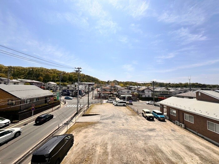 物件内観写真15　(室内からの展望)