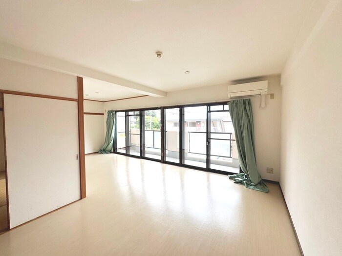 物件内観写真22　(居室)