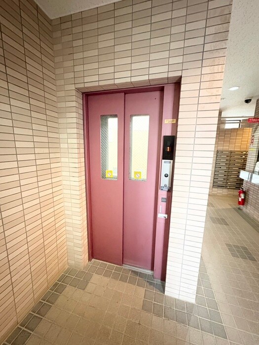 物件外観写真6　(建物設備)