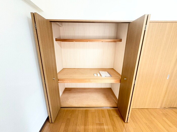 物件内観写真10　(収納)