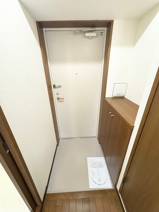 物件内観写真17　(玄関)