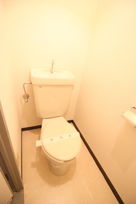 物件内観写真13　(トイレ)