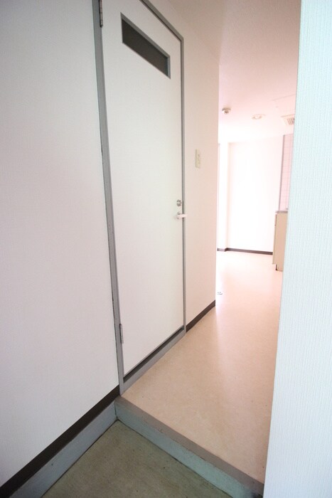 物件内観写真20　(玄関)