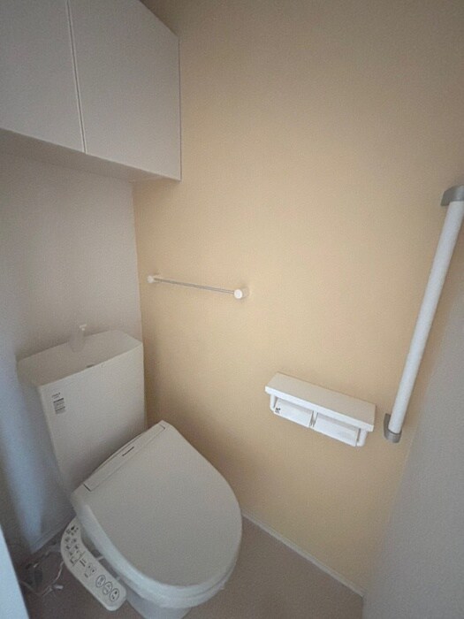 物件内観写真11　(トイレ)