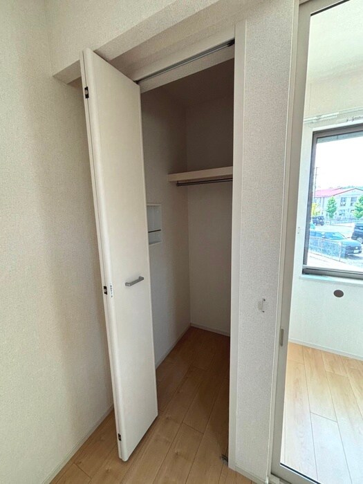 物件内観写真21　(収納)