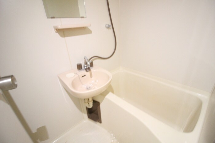 物件内観写真10　(バス／シャワールーム等)