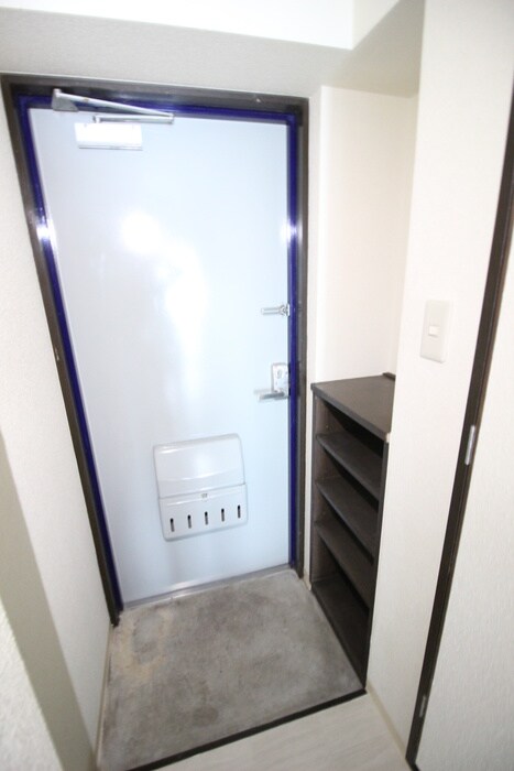 物件内観写真15　(玄関)