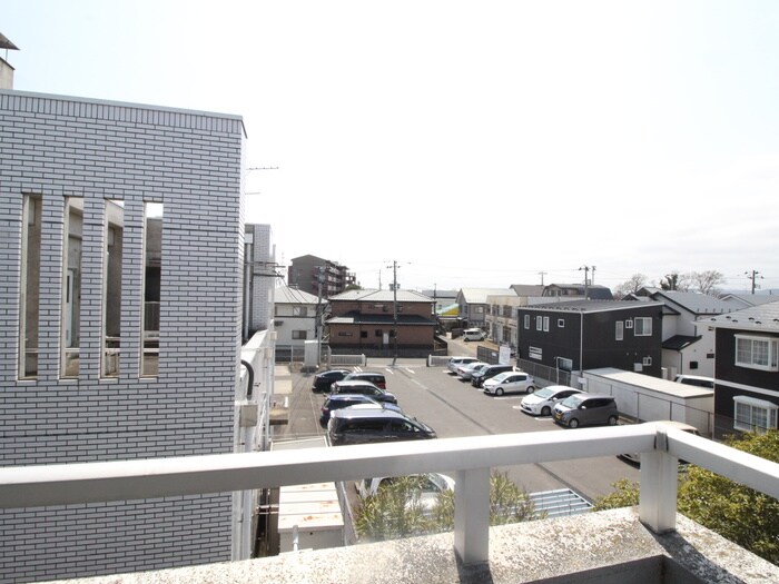 物件内観写真19　(室内からの展望)