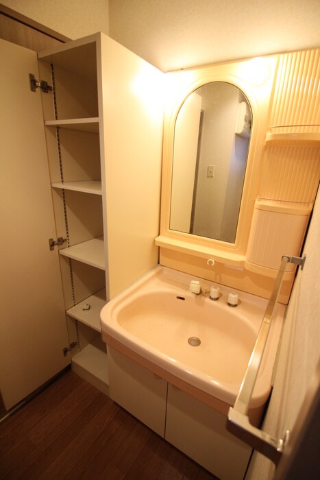 物件内観写真13　(洗面)