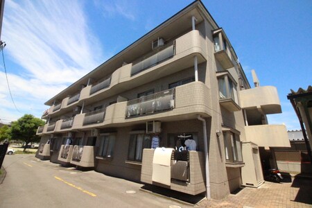 グランド－ル泉中央Ⅱ外観写真