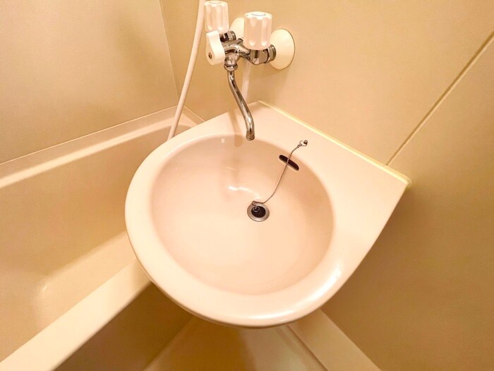 物件内観写真13　(洗面)