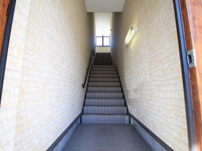 物件外観写真3　(建物設備)