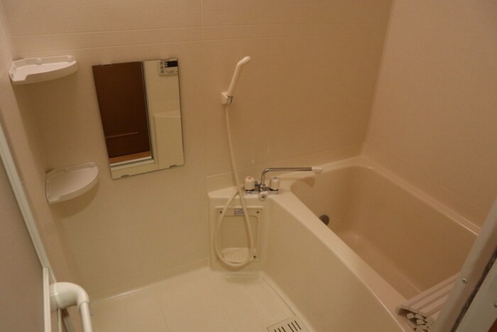 物件内観写真12　(バス／シャワールーム等)