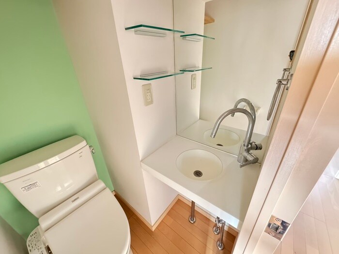 物件内観写真11　(洗面)