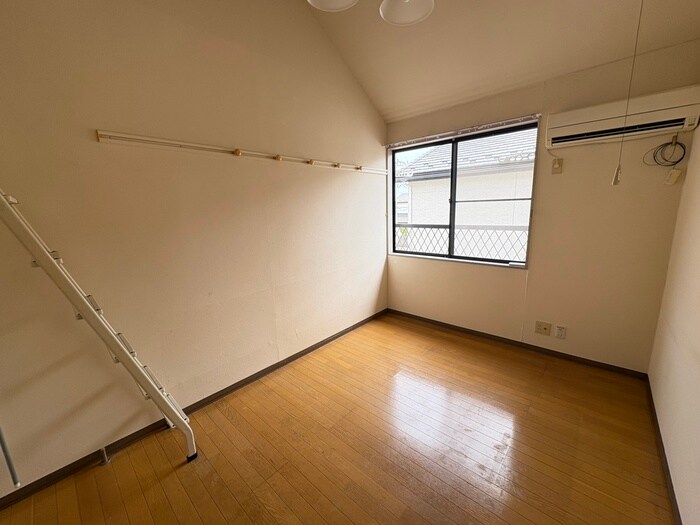 物件内観写真9　(居室)