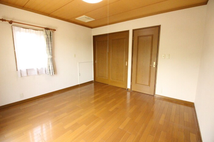 物件内観写真13　(居室)