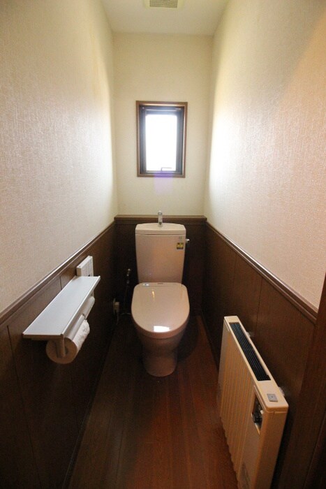 物件内観写真15　(トイレ)