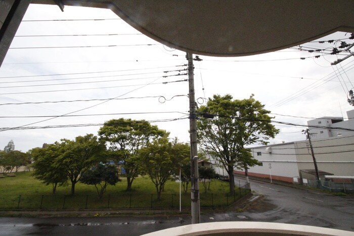 物件内観写真22　(室内からの展望)