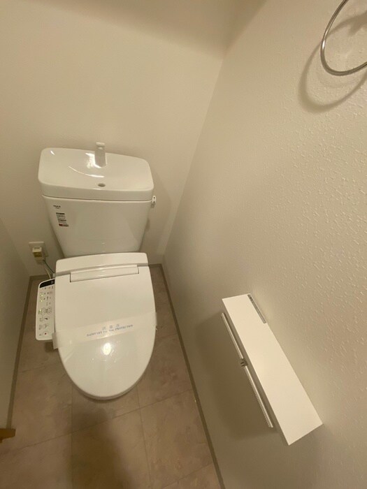 物件内観写真14　(トイレ)