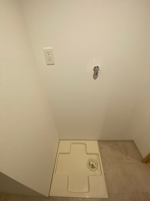 物件内観写真15　(洗濯機置場)