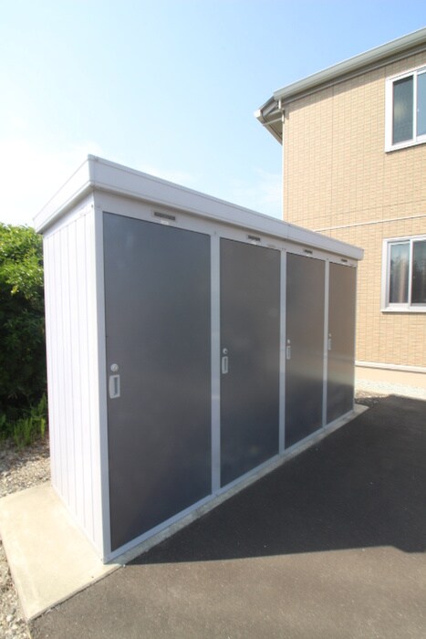 物件外観写真4　(建物設備)