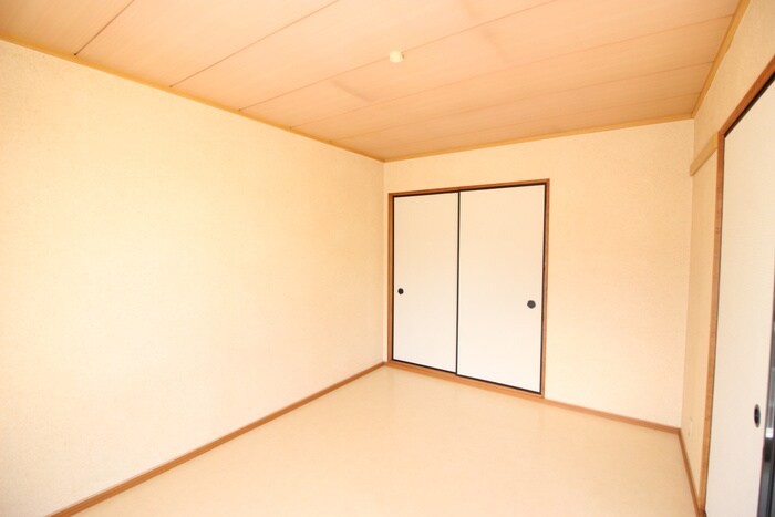 物件内観写真9　(居室)