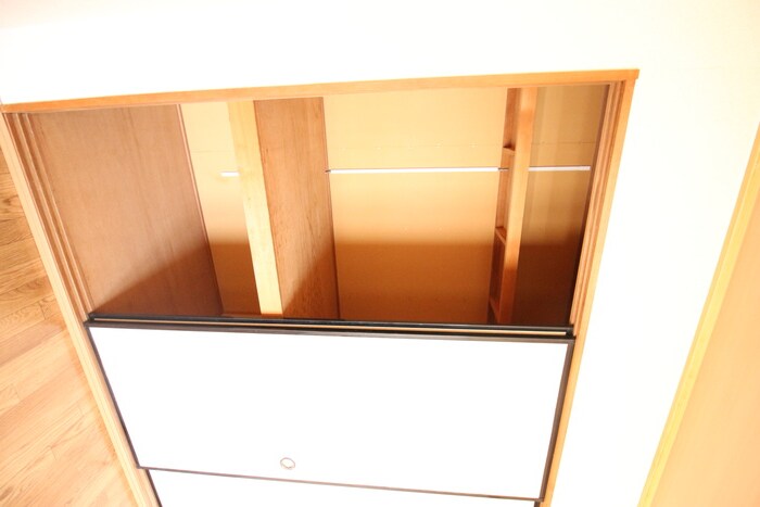 物件内観写真16　(収納)