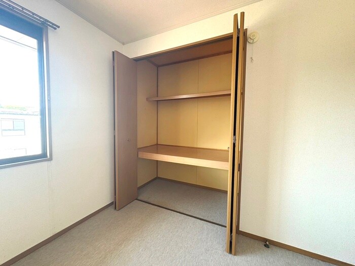 物件内観写真11　(収納)
