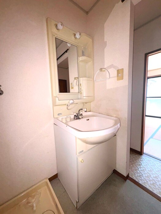 物件内観写真15　(洗面)