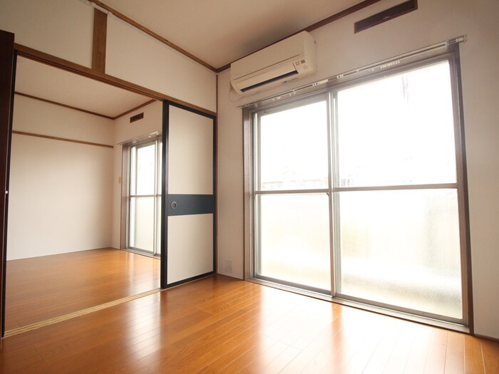 物件内観写真8　(居室)